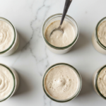 Domowy zakwas na chleb: jak zrobić, jak działa i dlaczego rośnie